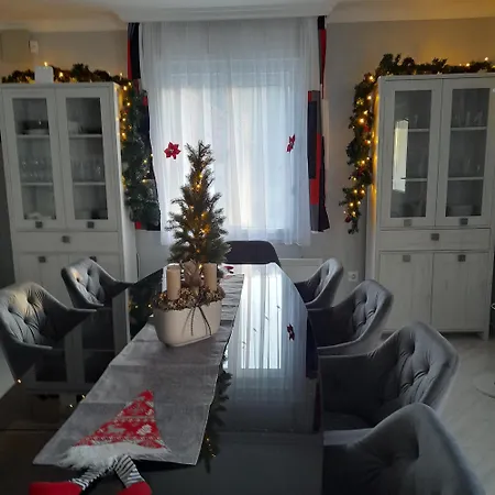 ヴィラ Matra Gold Vendeghaz *